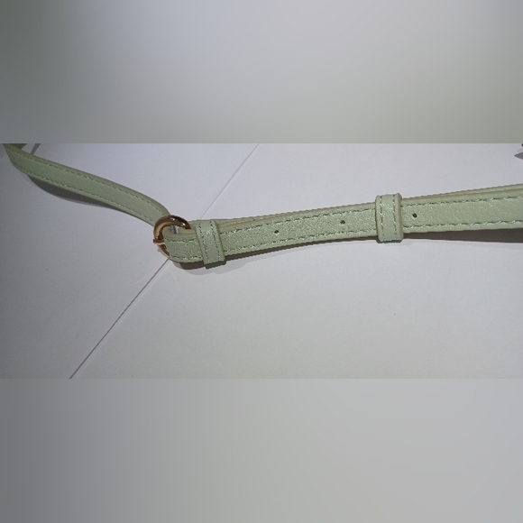 Lauren Conrad Vegan Leather Crossbody NWT Host Pick - Picture 9 of 9